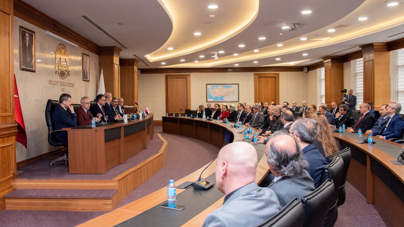 YÖK Başkanı Prof. Dr. Özvar, Selçuk Üniversitesi Senato Toplantısı’na katıldı